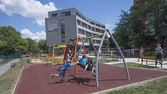 Obrázok Na bratislavskom ihrisku pribudne hrací prvok pre hendikepované deti